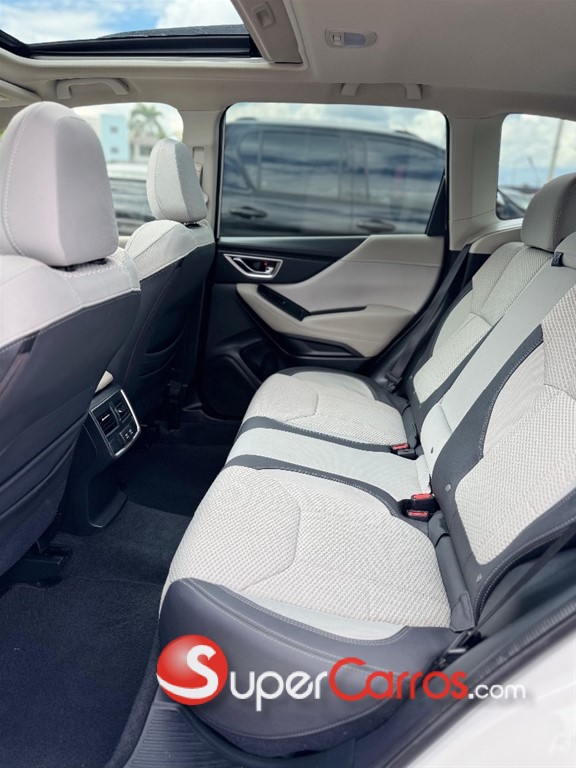 2022 Subaru Forester Premium — foto 8 / 10