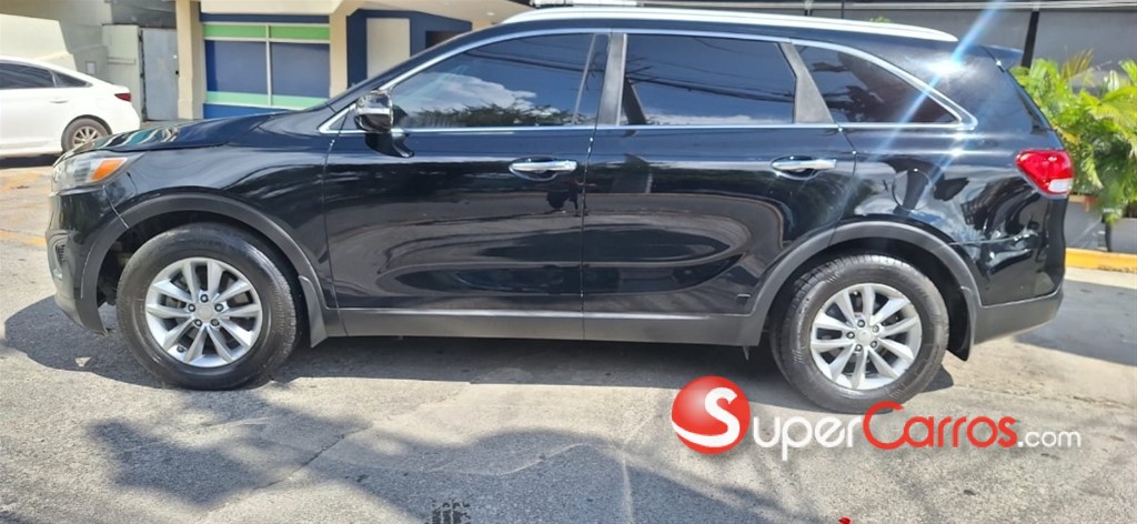 2016 Kia Sorento LX — foto 4 / 12