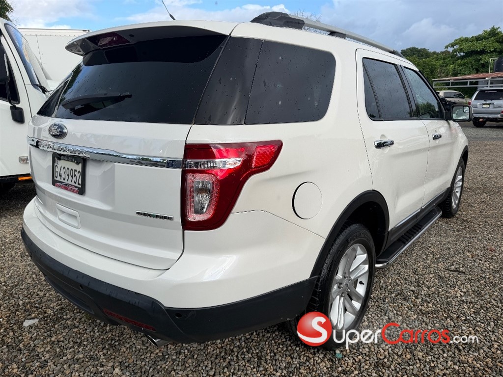 2013 Ford Explorer — foto 8 / 11