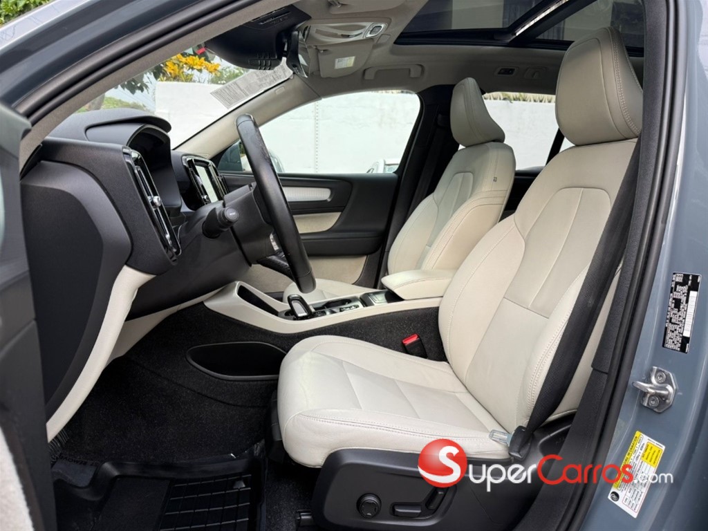 2020 Mazda 2 — foto 10 / 12