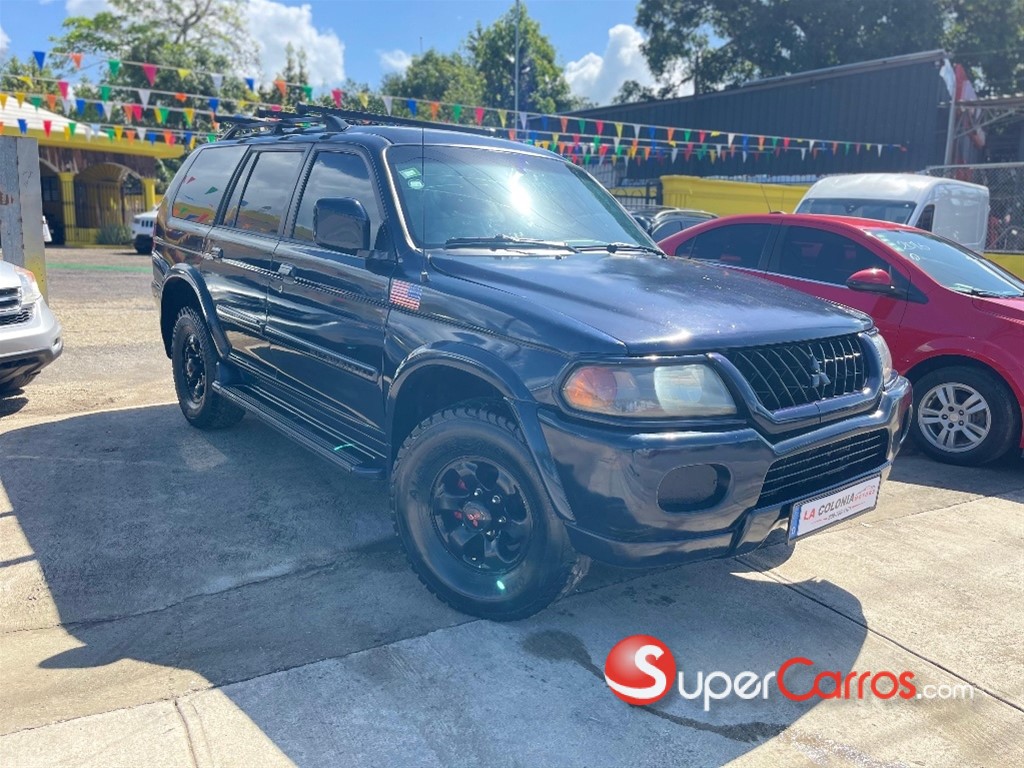 2003 Mitsubishi Motors Montero Sport ES