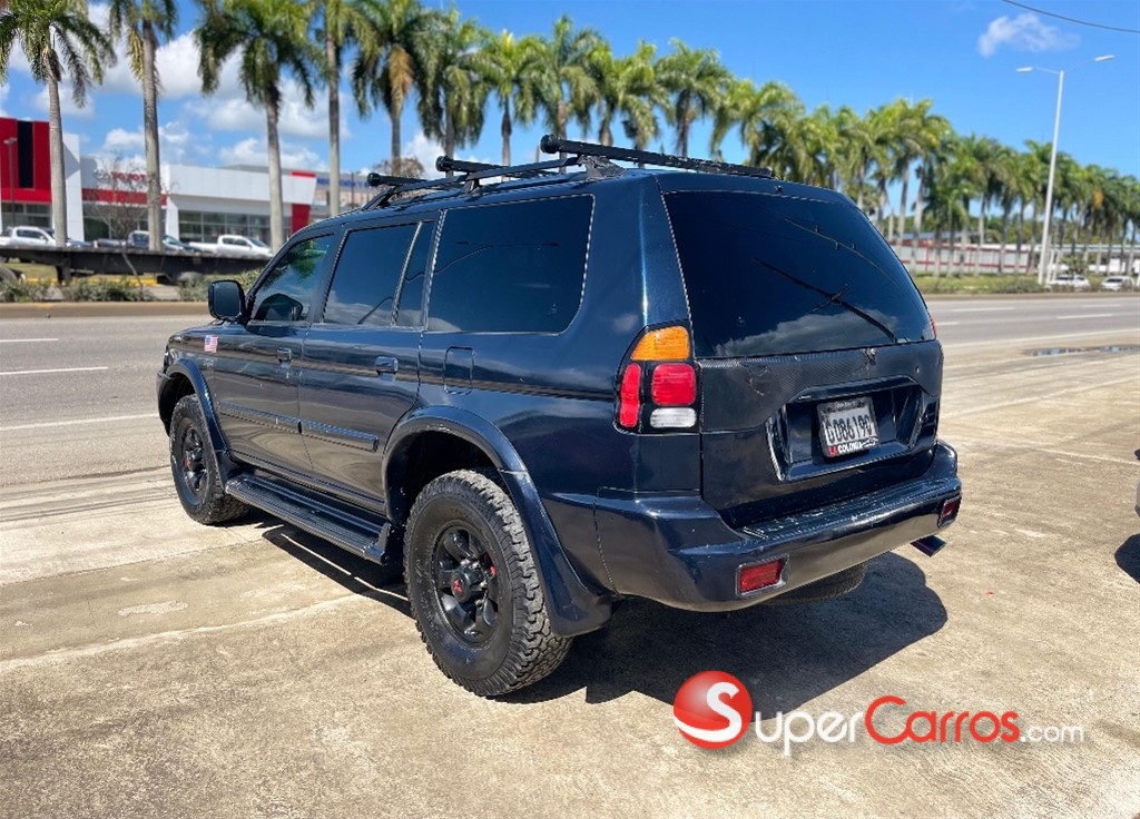 2003 Mitsubishi Motors Montero Sport ES — foto 4 / 10