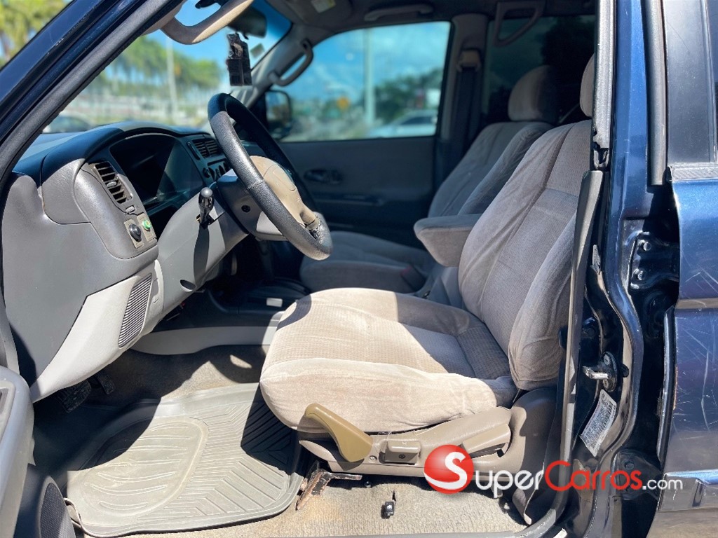 2003 Mitsubishi Motors Montero Sport ES — foto 8 / 10