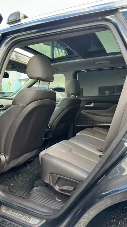 2020 Hyundai Santa Fe Limited — foto 10 / 12