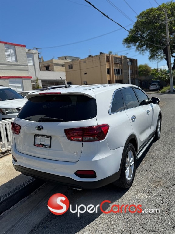 2020 Kia Sorento LX — foto 7 / 12