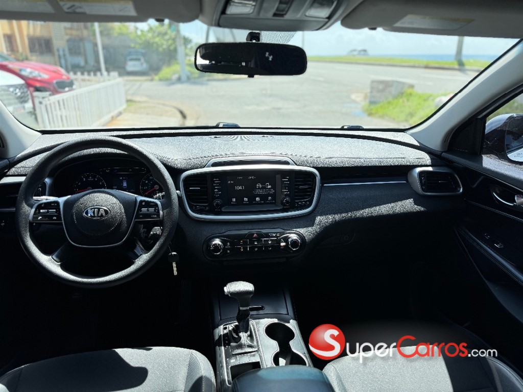 2020 Kia Sorento LX — foto 10 / 12