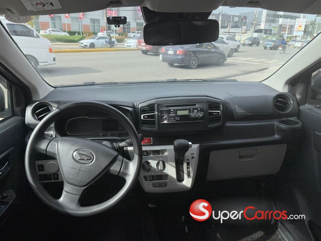 2021 Daihatsu Mira — foto 6 / 11