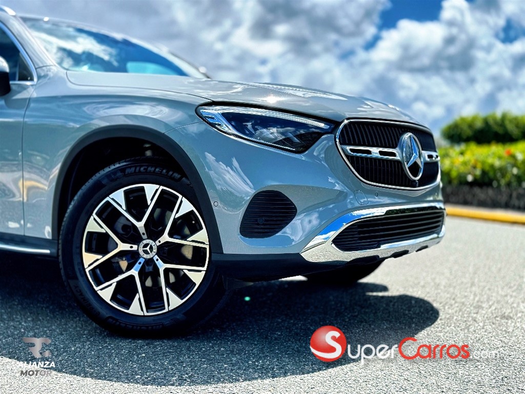 2025 Mercedes-Benz Clase GLC 200 4MATIC — foto 4 / 12