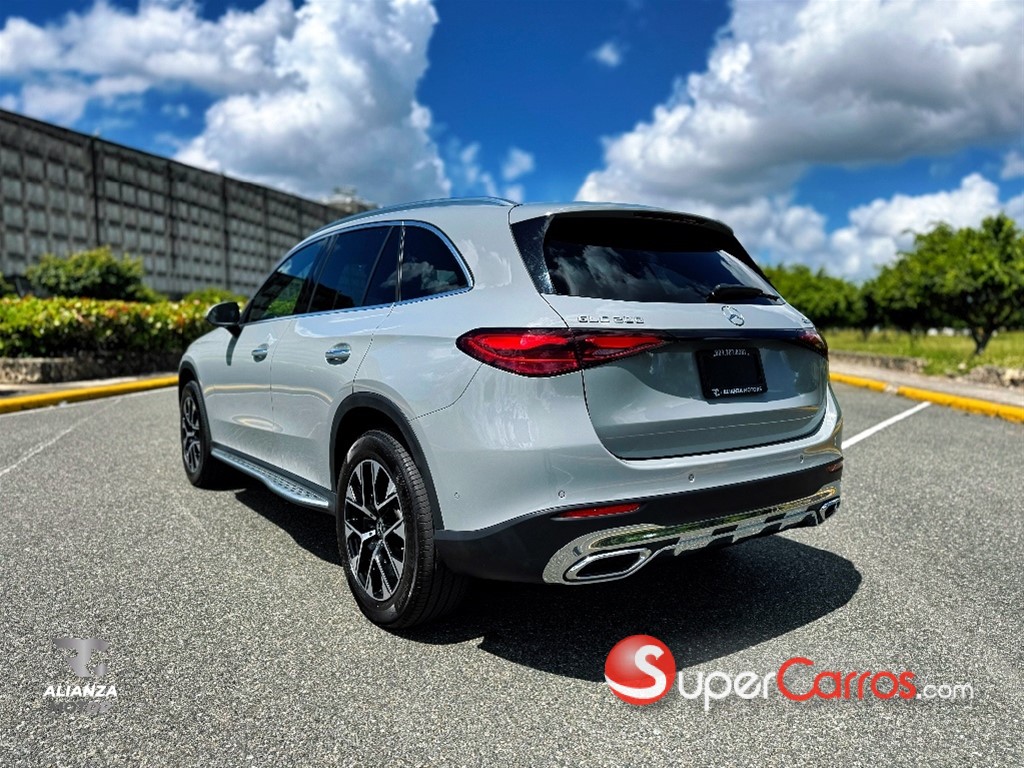 2025 Mercedes-Benz Clase GLC 200 4MATIC — foto 7 / 12