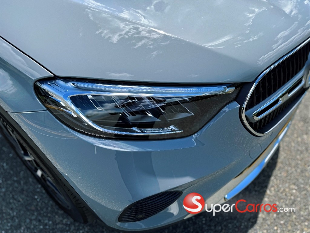 2025 Mercedes-Benz Clase GLC 200 4MATIC — foto 10 / 12