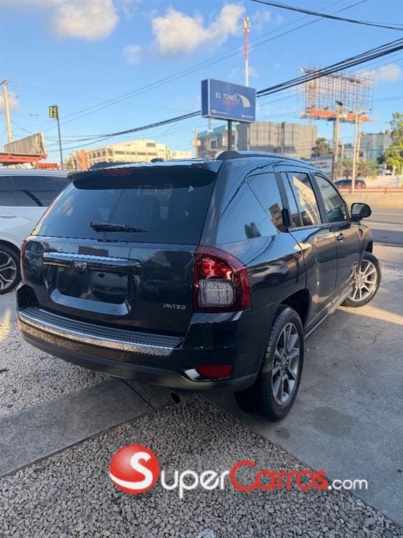 2014 Jeep Compass Limited — foto 2 / 9