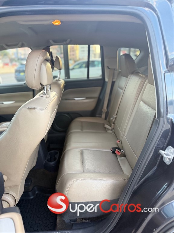 2014 Jeep Compass Limited — foto 5 / 9