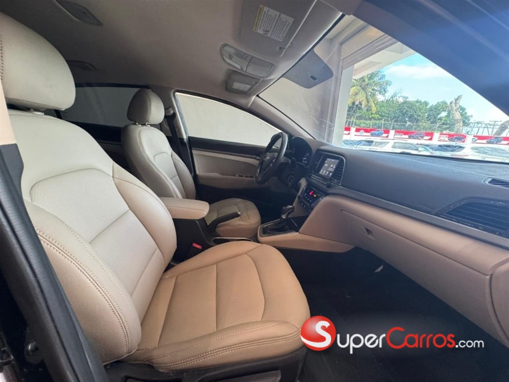 2018 Hyundai Elantra — foto 6 / 6