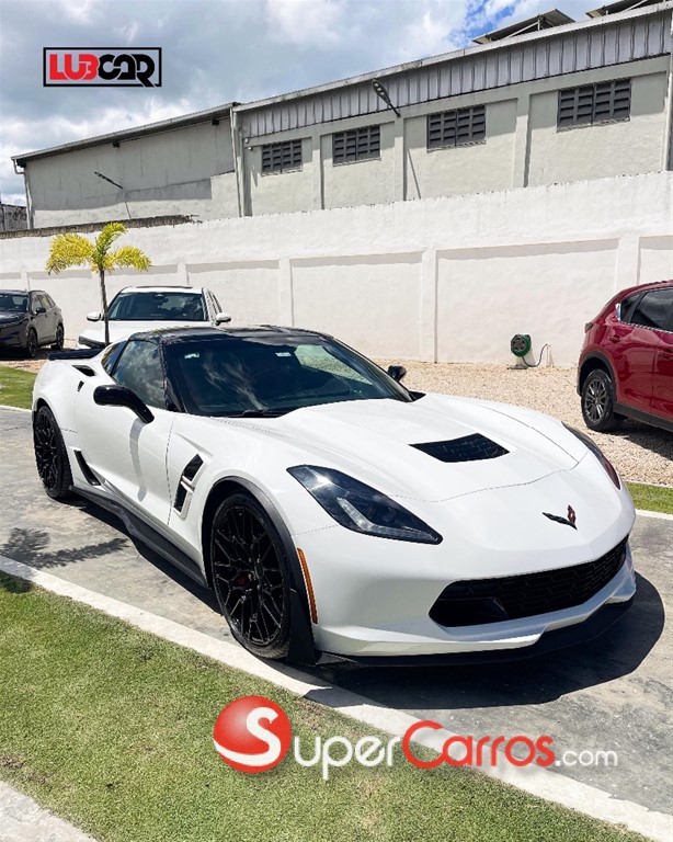 2017 Chevrolet Corvette — foto 2 / 10