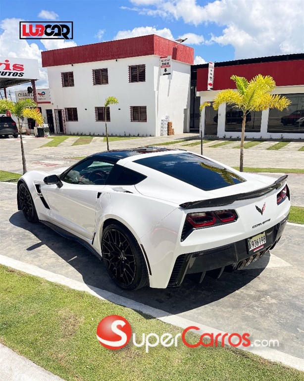 2017 Chevrolet Corvette — foto 4 / 10