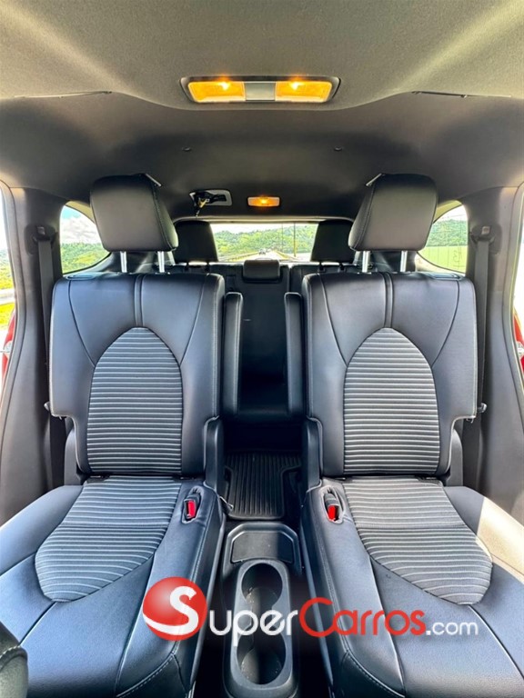 2023 Toyota Highlander XSE — foto 6 / 12