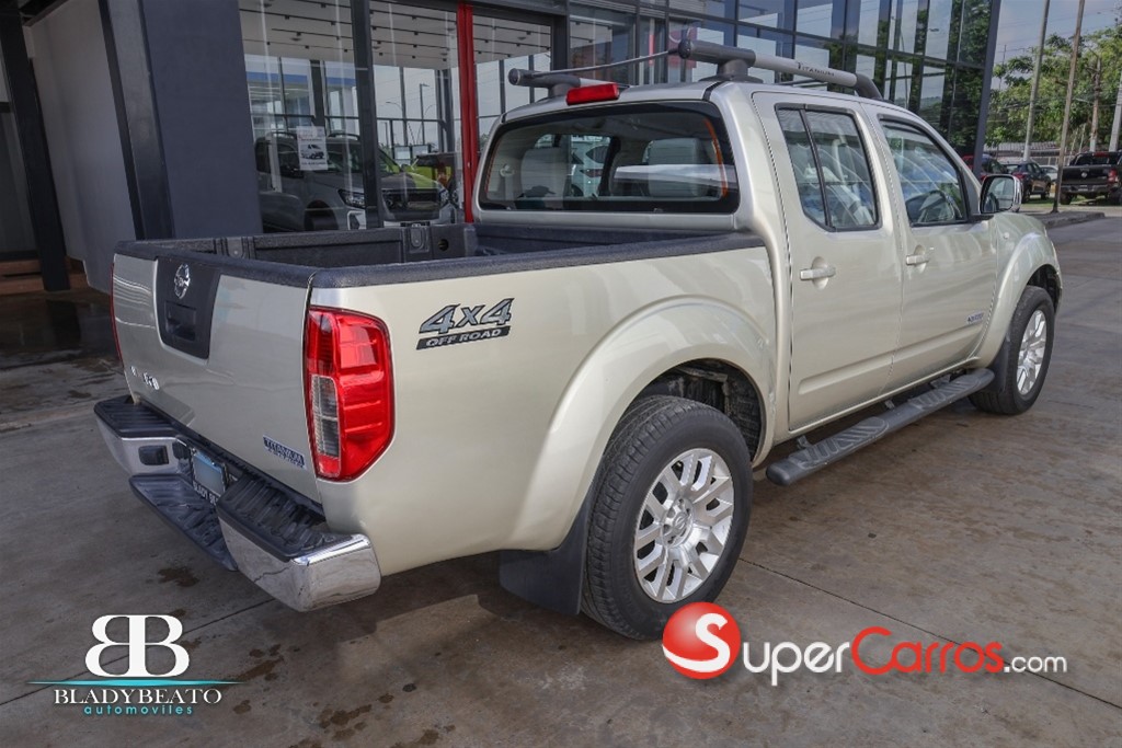 2011 Nissan Navara Titanium — foto 9 / 11