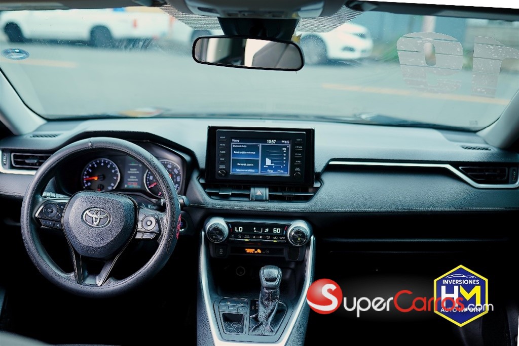 2019 Toyota RAV4 XLE — foto 7 / 10