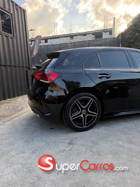 2020 Mercedes-Benz Clase A 200 — foto 2 / 9