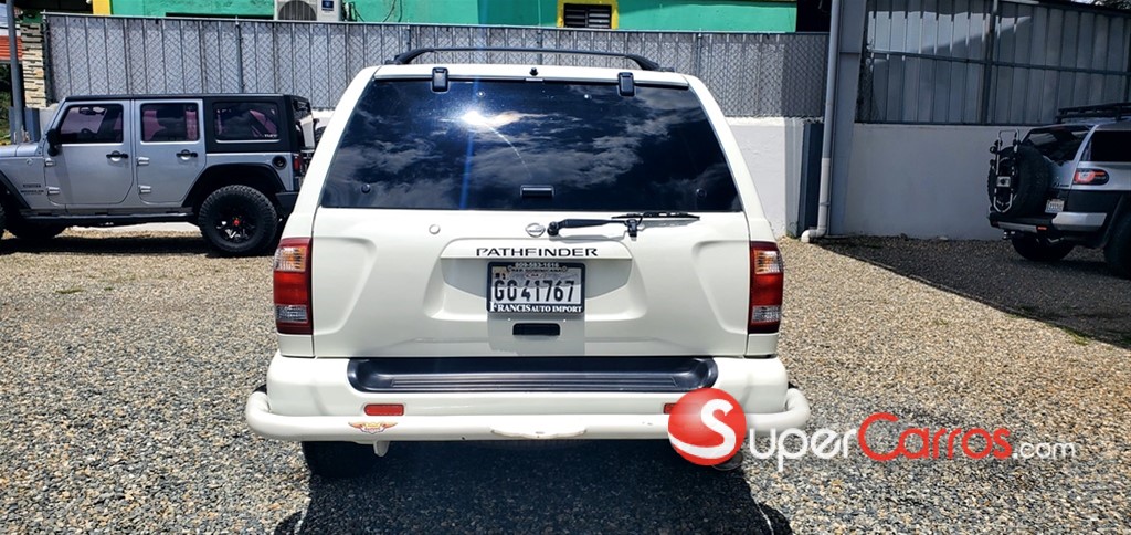 2003 Nissan Pathfinder — foto 4 / 12