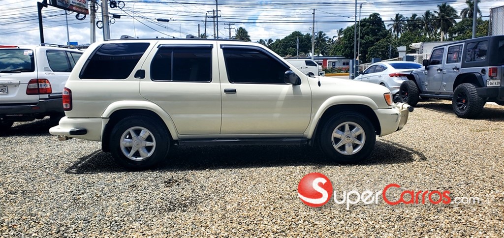 2003 Nissan Pathfinder — foto 8 / 12
