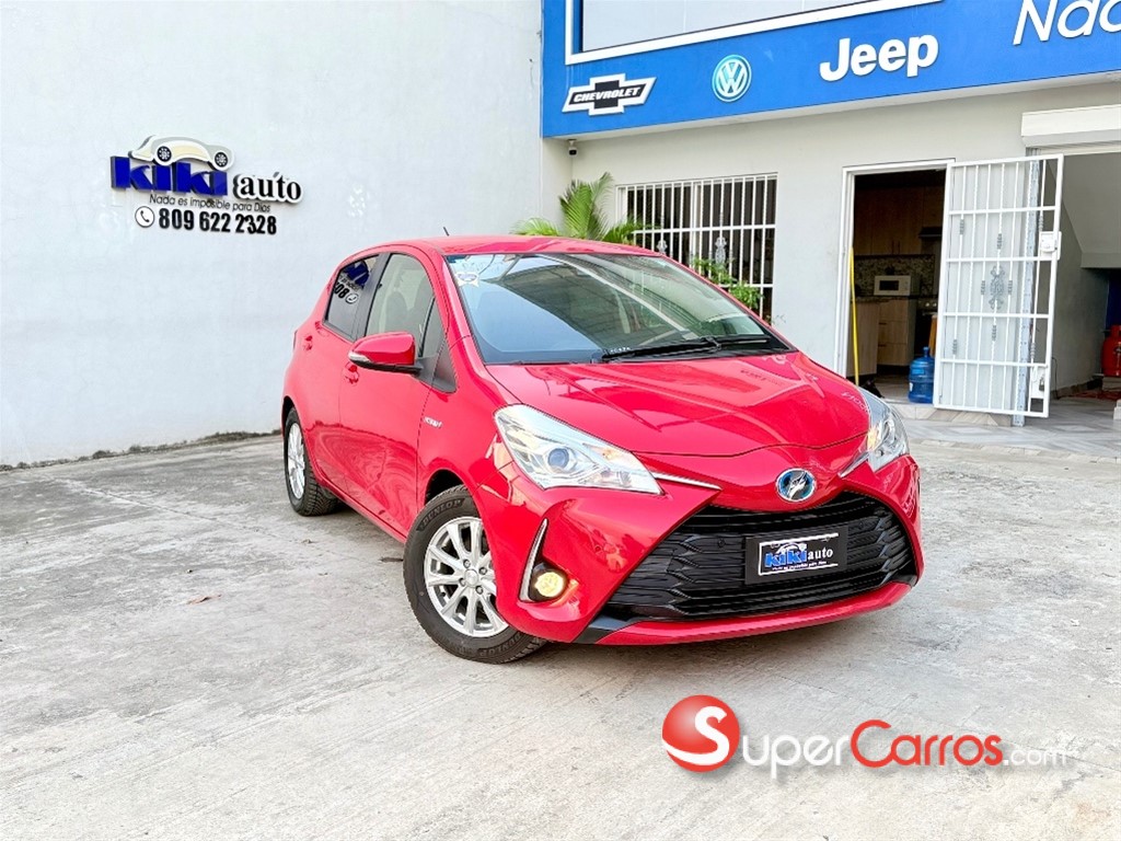 2020 Toyota VITZ — foto 2 / 12