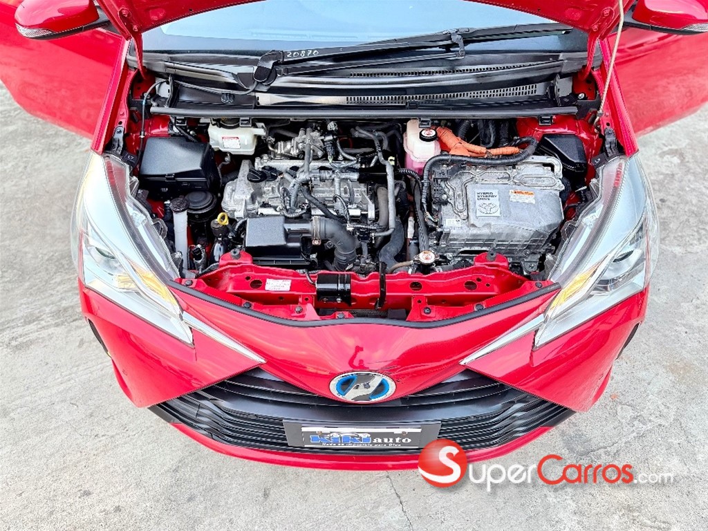 2020 Toyota VITZ — foto 12 / 12