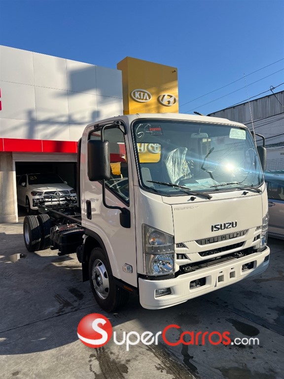 2027 Isuzu NP 14 Pies Chasis — foto 3 / 12