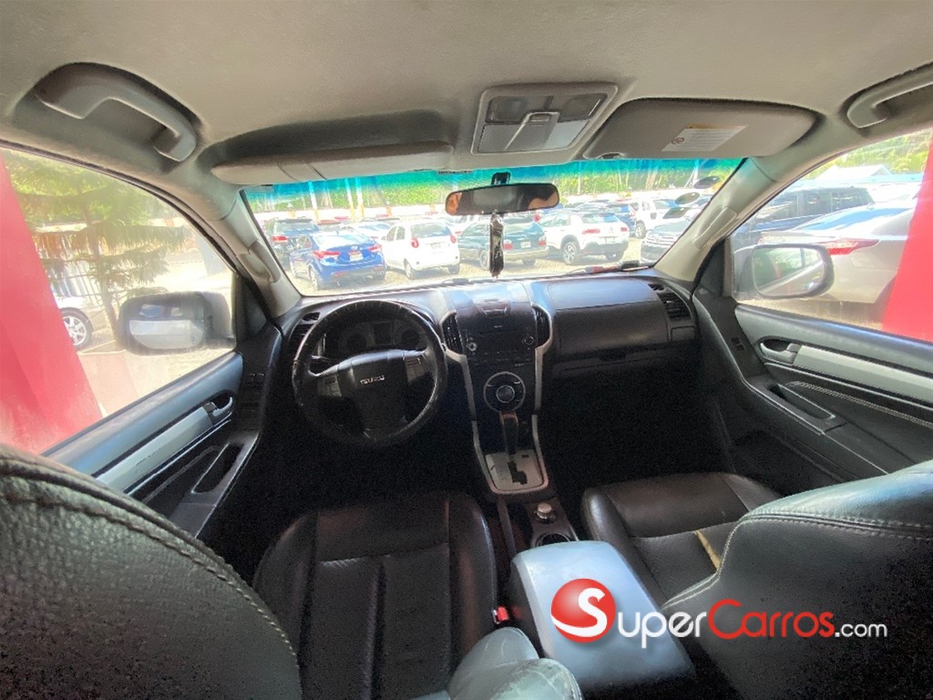 2015 Isuzu Mux — foto 5 / 12