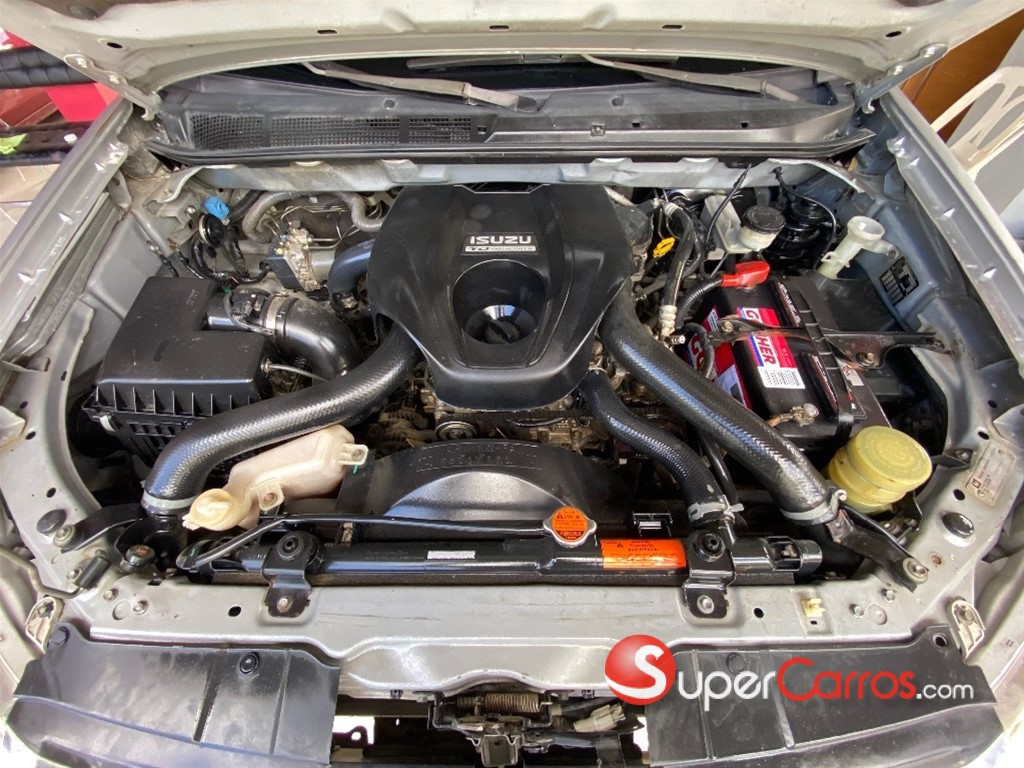 2015 Isuzu Mux — foto 12 / 12