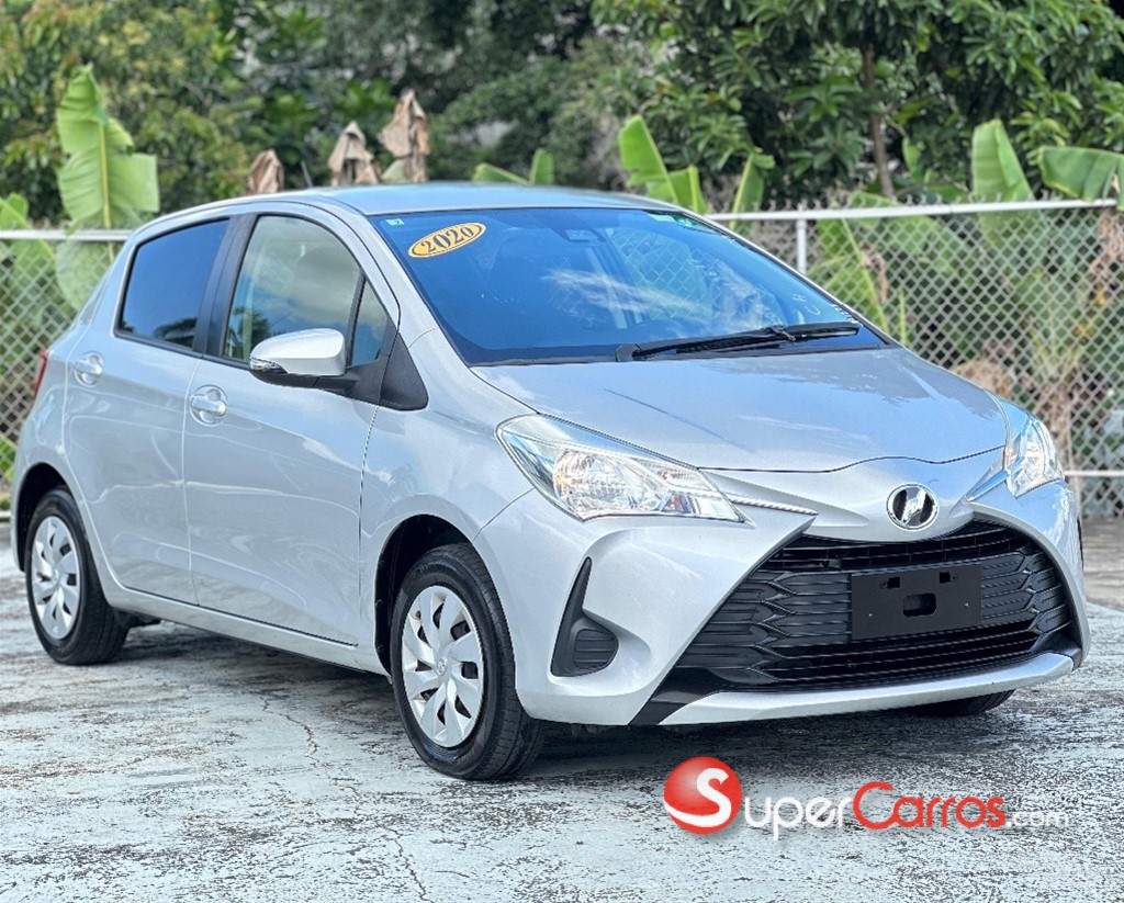 2020 Toyota VITZ — foto 3 / 11