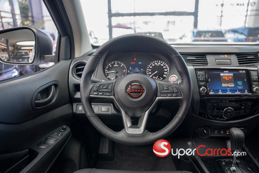 2026 Nissan Frontier Pro-4X — foto 6 / 11