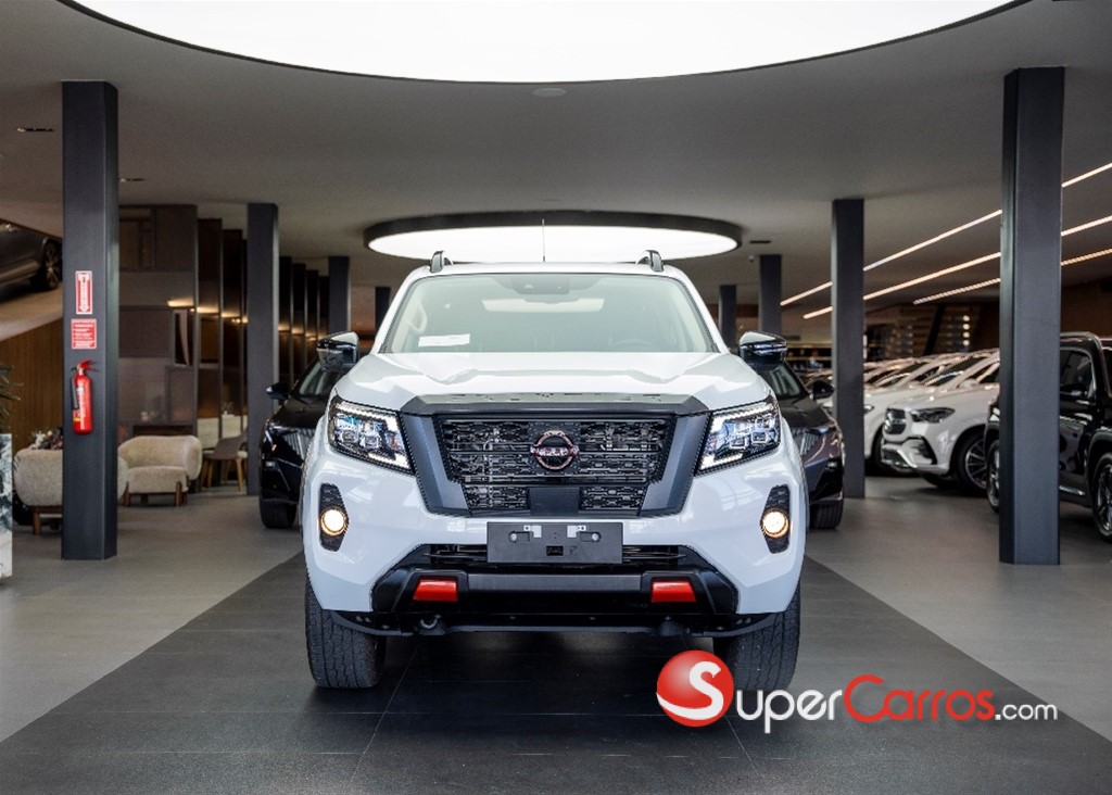 2026 Nissan Frontier Pro-4X — foto 9 / 11