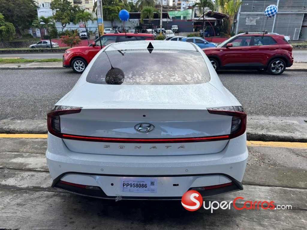 2020 Hyundai Sonata DN8 — foto 5 / 9