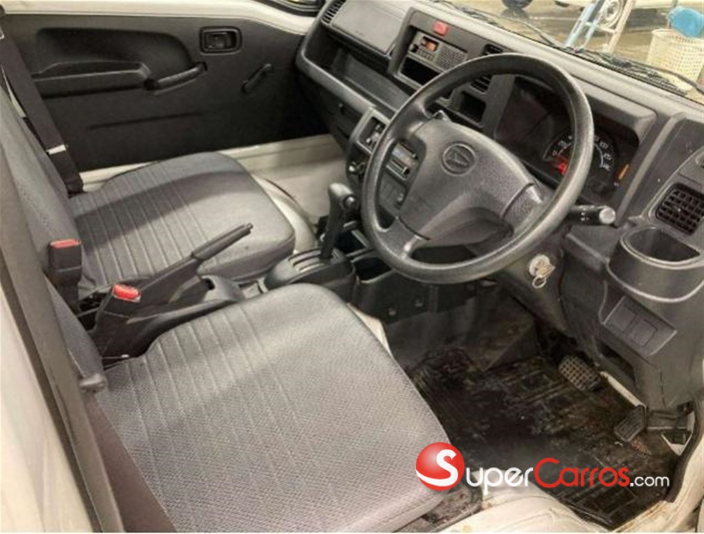 2020 Daihatsu Hijet Refrigerado — foto 3 / 6