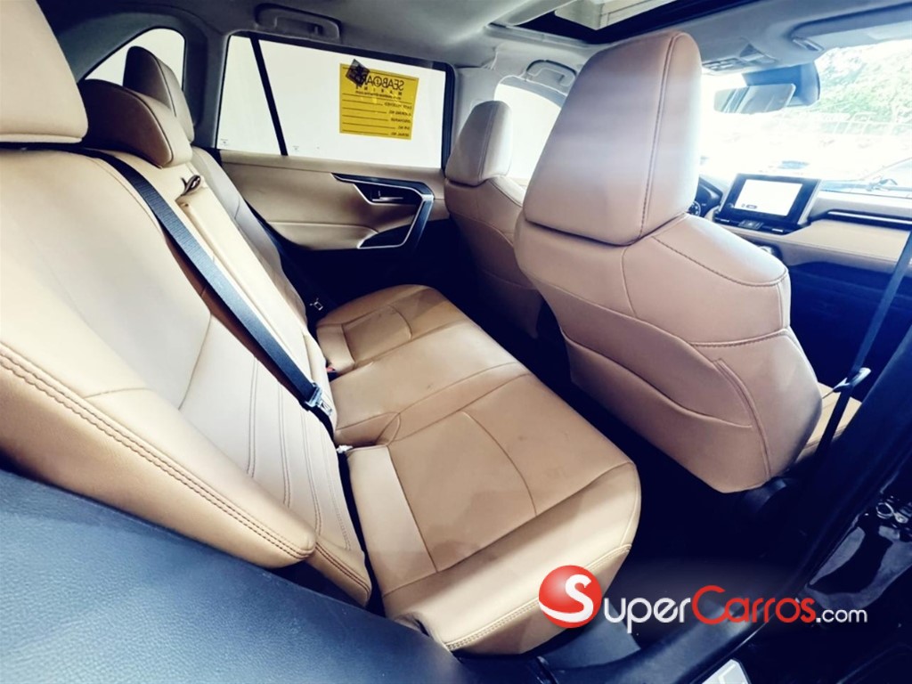 2025 Toyota RAV4 XLE — foto 8 / 8