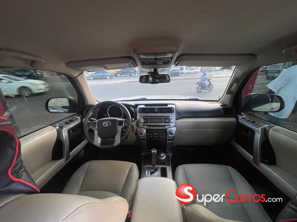 2013 Toyota 4 Runner Limited — foto 8 / 11