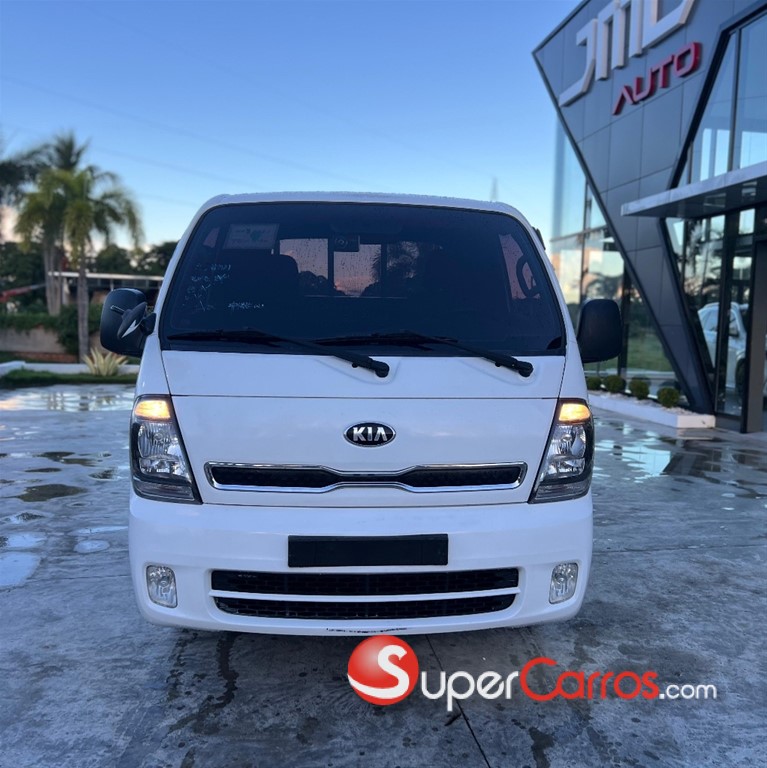 2020 Kia Bongo III — foto 2 / 9