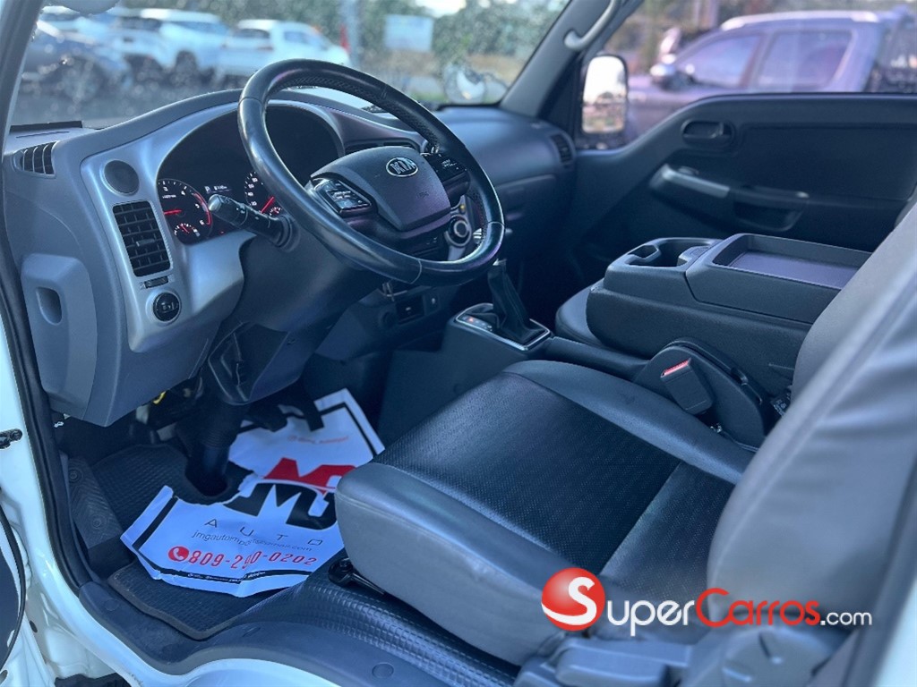 2020 Kia Bongo III — foto 8 / 9