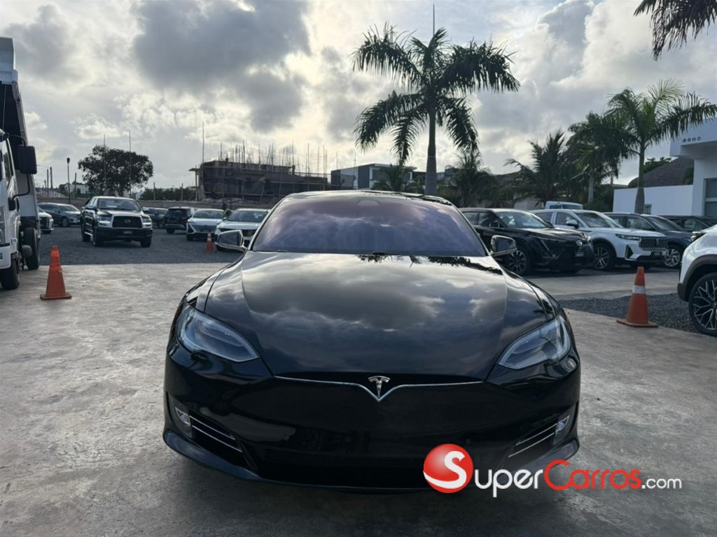 2020 Tesla Model S Long Range — foto 2 / 10