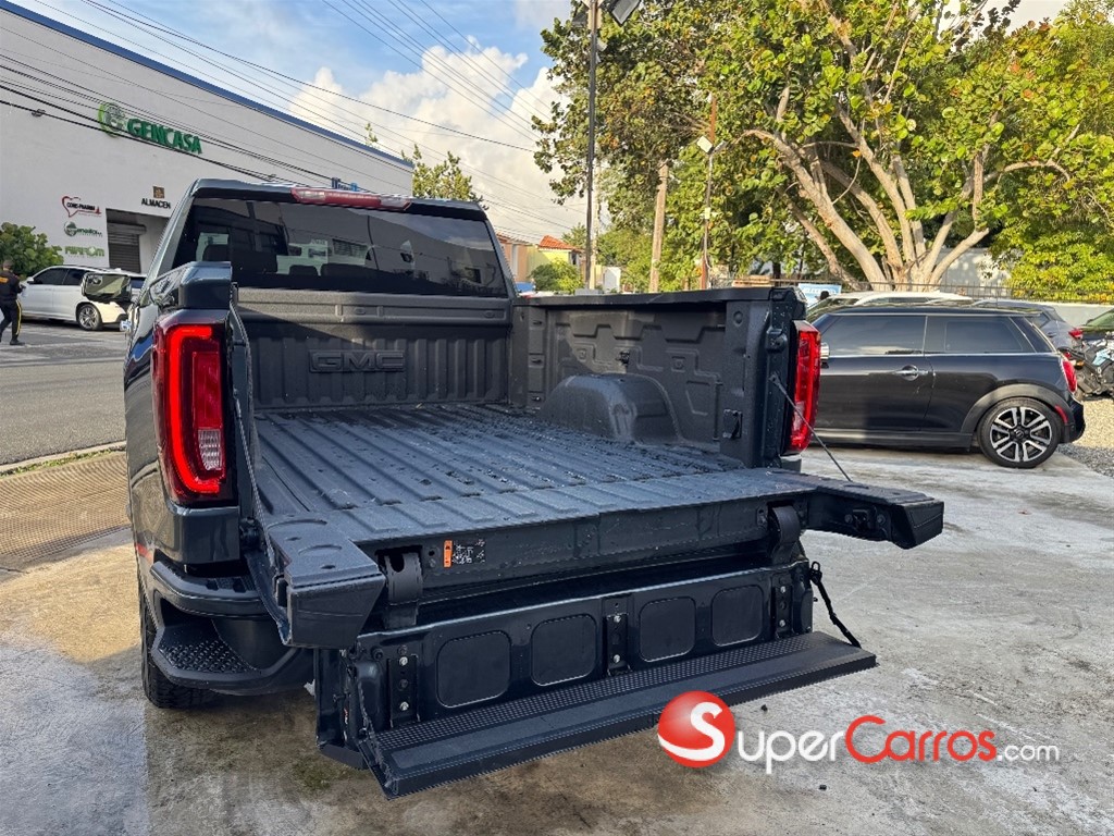 2020 Chevrolet Silverado LTZ — foto 2 / 12