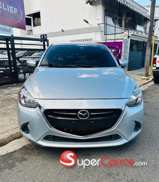 2017 Mazda Demio — foto 6 / 12