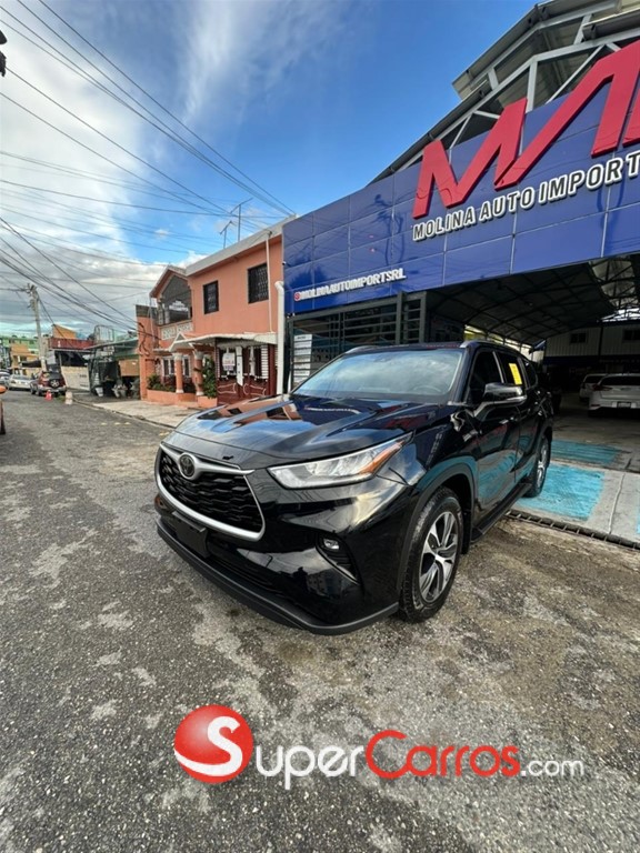 2020 Toyota Highlander XLE