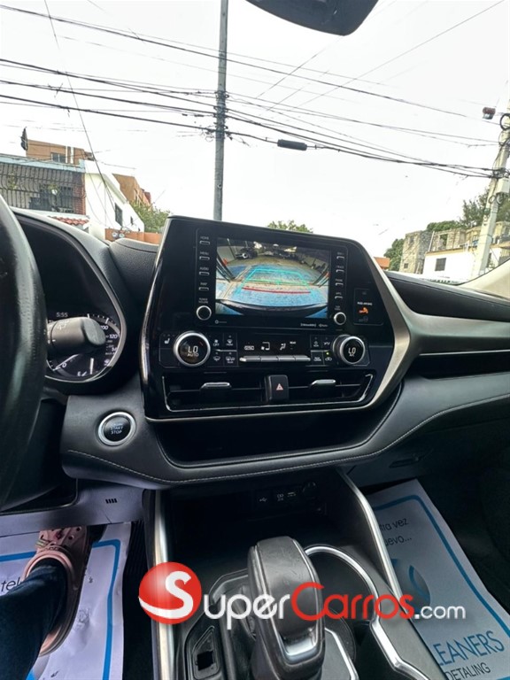 2020 Toyota Highlander XLE — foto 4 / 11