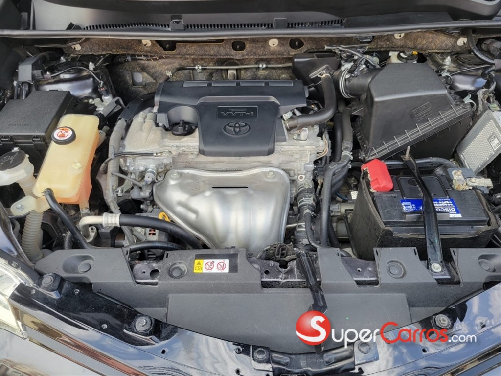 2018 Toyota RAV4 Limited — foto 8 / 12