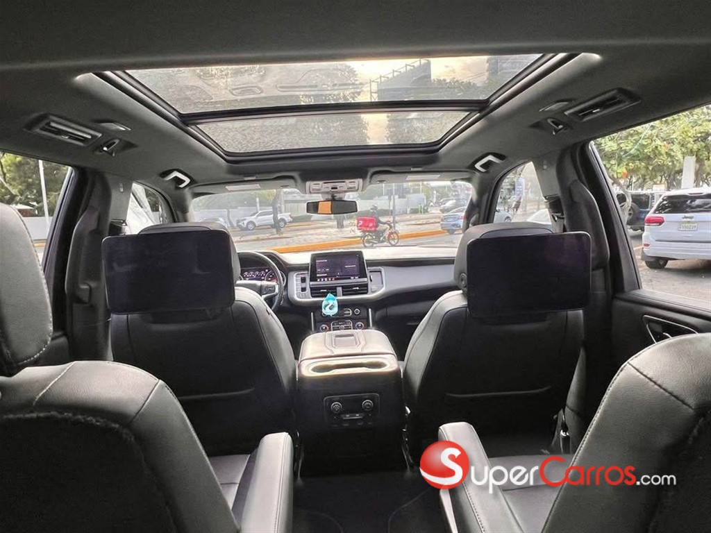 2021 Chevrolet Tahoe Z71 — foto 3 / 10