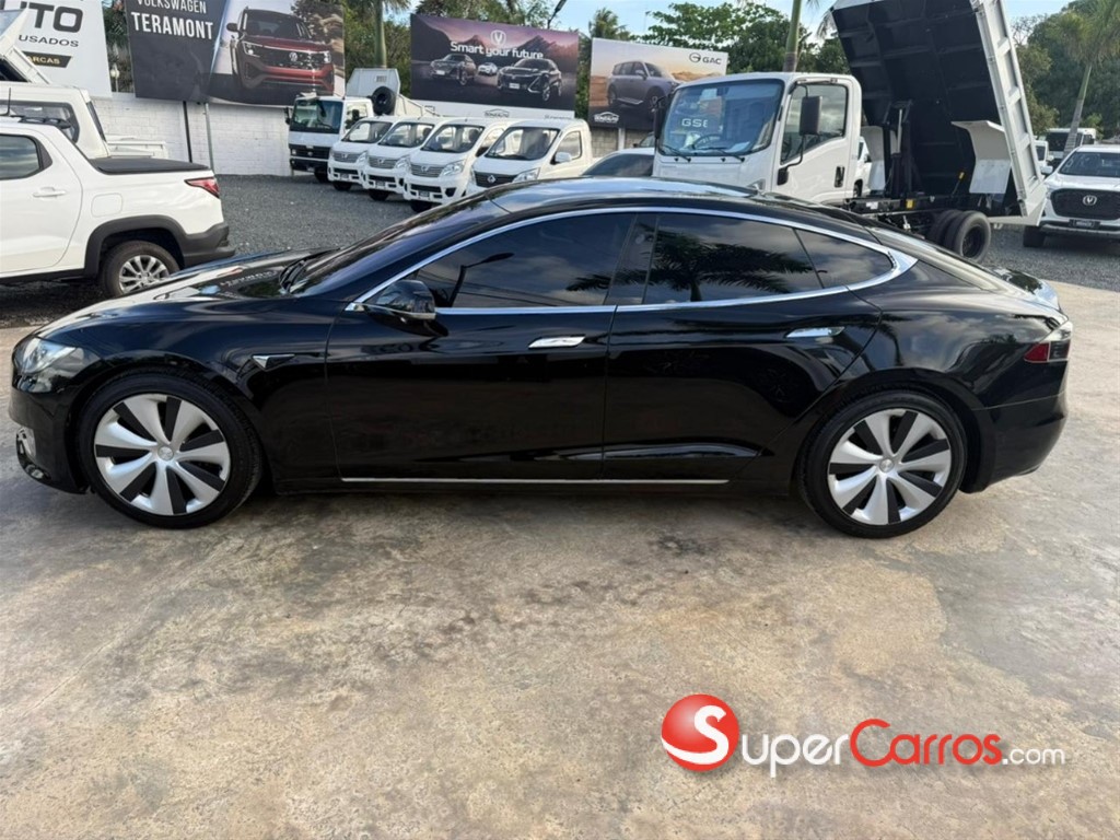 2020 Tesla Model S Long Range — foto 2 / 10