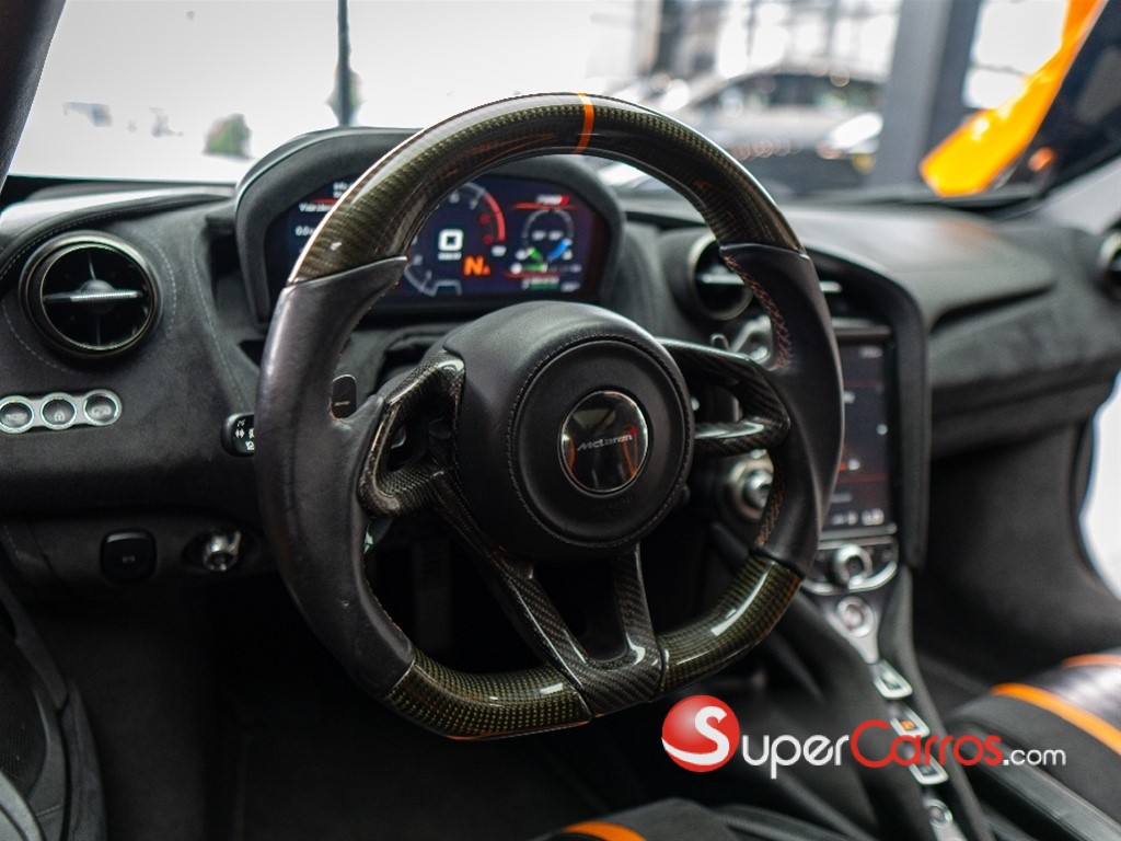 2018 McLaren 720 S Coupe — foto 6 / 8