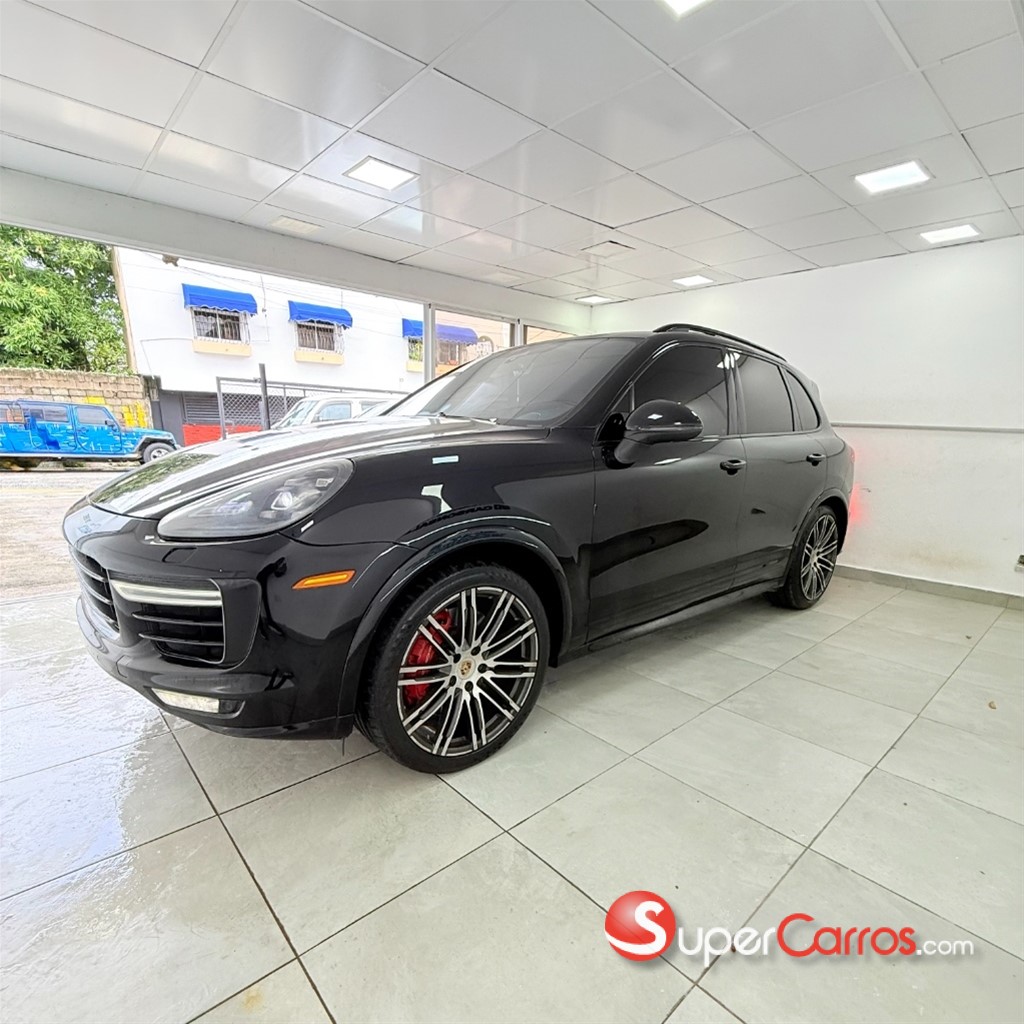 2016 Porsche Cayenne GTS