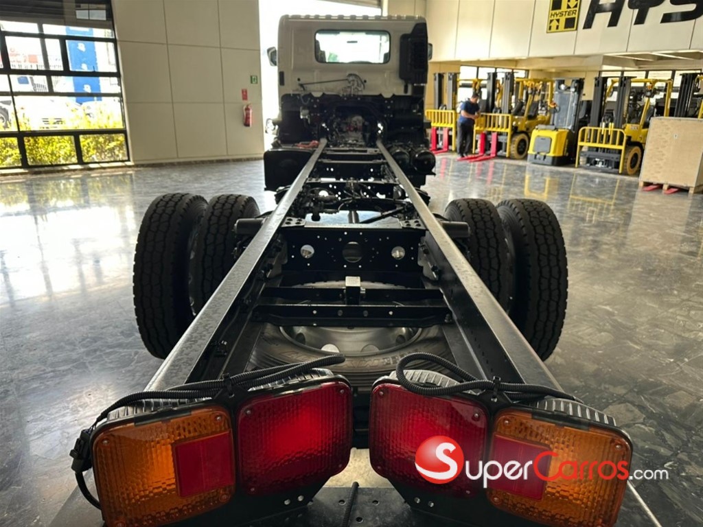 2026 Hino FG — foto 5 / 11